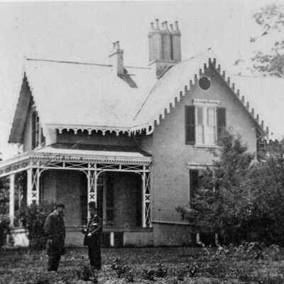 2 Forest  Place