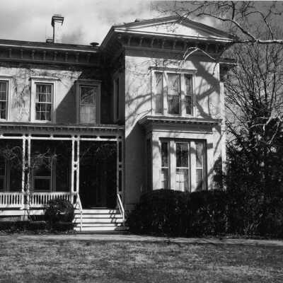 1982