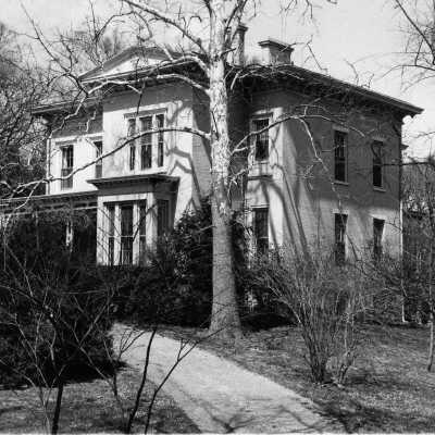 1976