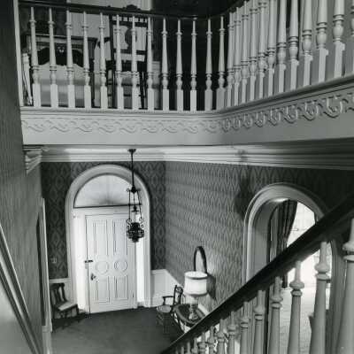 140 Sharon Avenue East