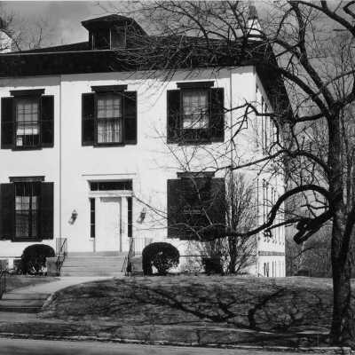 1982