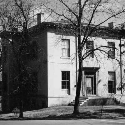 1982