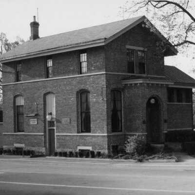 1985