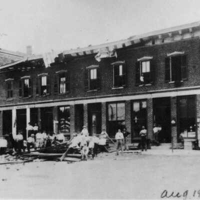 1912