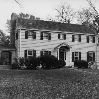 810 Woodbine Avenue, 1985