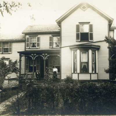 830 South Troy Avenue