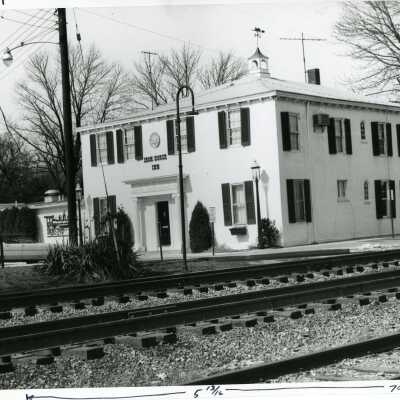 Bracker Tavern, Iron Horse Inn