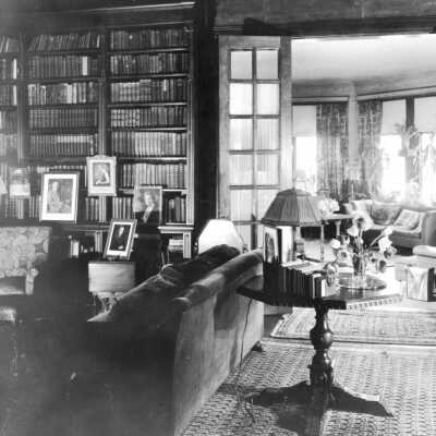 11 The Oaks Library Copy