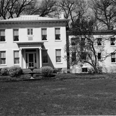 1976
