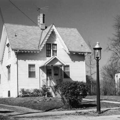 McHenry House