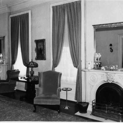 1976