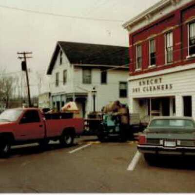 Knecht Dry Cleaning