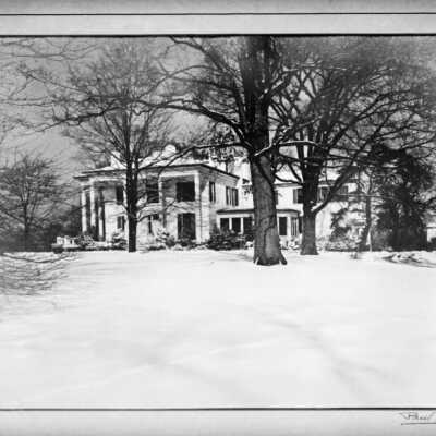 The Oaks B&w