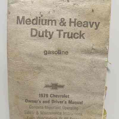 Medium and heavy duty truck : gasoline. 1979 Chevrolet owner's and driver's manual