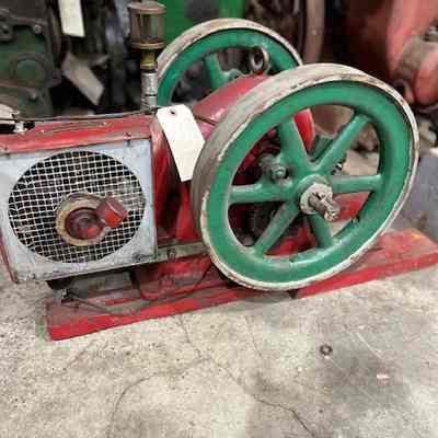 Ideal (origional) air cooled horizontal hit and miss engine