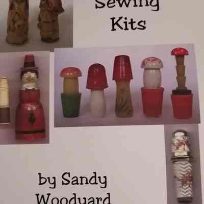 Pocket sewing kits