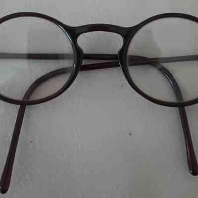 Eyeglasses