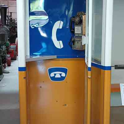 Telephone booth