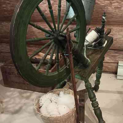 Spinning wheel
