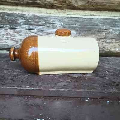 Hot water bottle