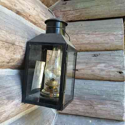 Storm lantern