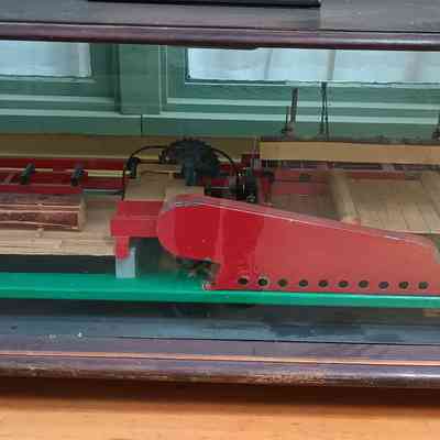 Sawmill model 1" scale