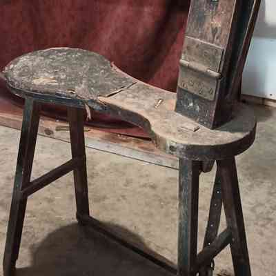 Harness maker's bench