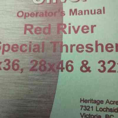Oliver operator's manual. Red River special threshers 22x36, 28x46 and 32x56