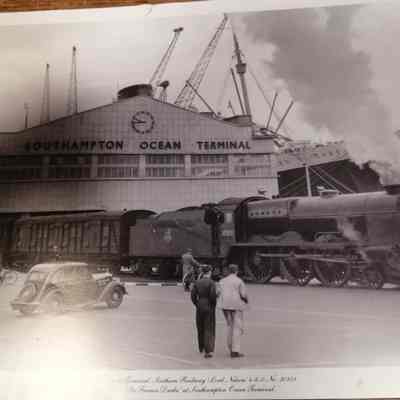 Ocean terminal. Southern railway. "Lord Nelson." 4-6-0. No 30851. "Sir Frances Drake" at Southampton Ocean Terminal.
