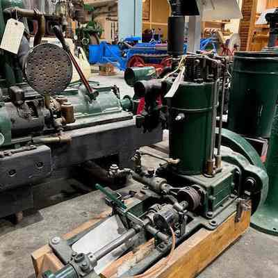 Vivian Marine engine, single cylinder