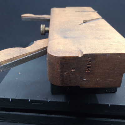 Rear face showing housing size, 7/8inch, and