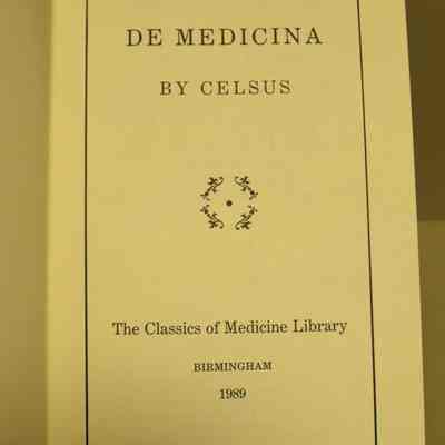 De Medicina