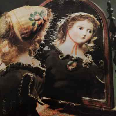 Treasury of beautiful dolls