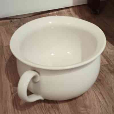 Chamber pot