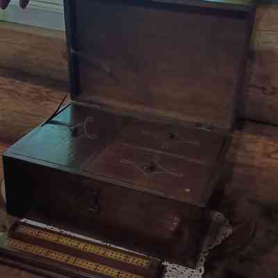 Storage box