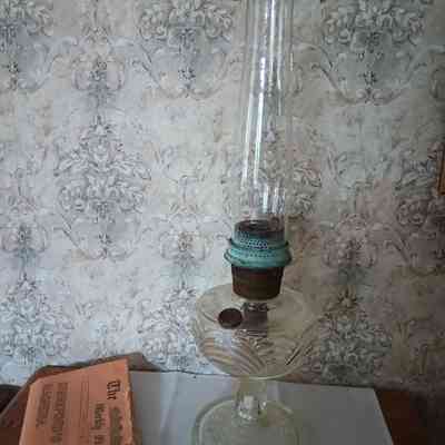 Oil lamp