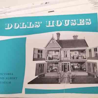 Doll houses