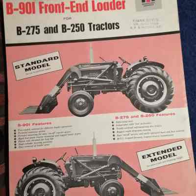 B-901 front-end loader for B-275 and B-250 tractors