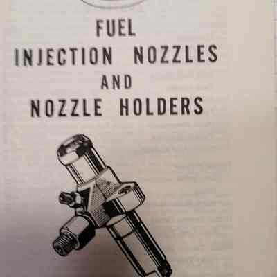 Fuel injection nozzles and nozzle holders