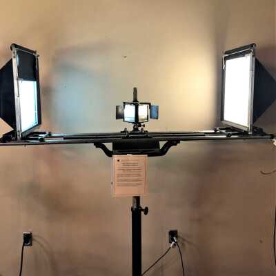 Stereoscopic X – ray plate viewing apparatus Made: Around 1920 Maker: Victor X-ray Corporation, Chicago US