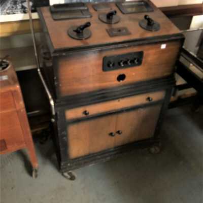 Davis Bovie Electro Surgery Unit Made: around 1930 Maker: Davis Bovie US