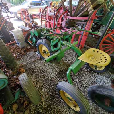 Tractor - Bolens Ridemaster