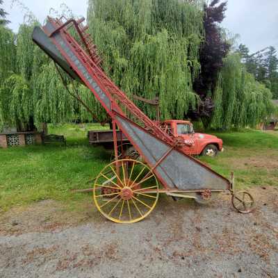 Hay Wagon Loader