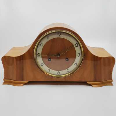 Mantle Clock