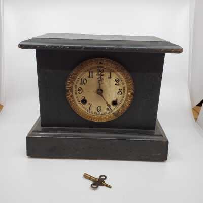 Mantle Clock