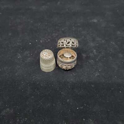 Thimble Holder - K0254