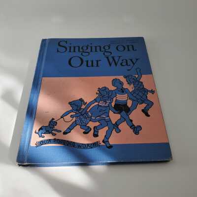 Music - Singing on Our Way