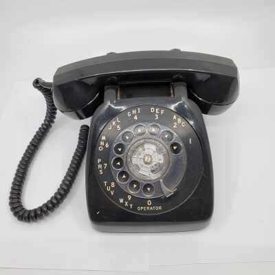Telephone, Model AE 80