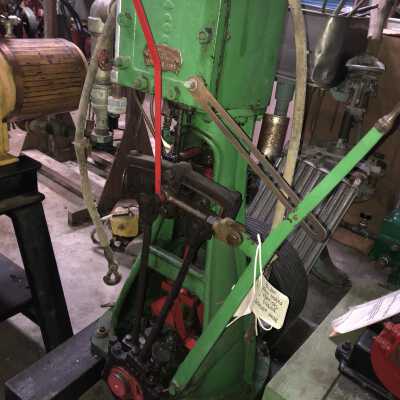 Engine - Polson Iron Works vertical slide valve reversing