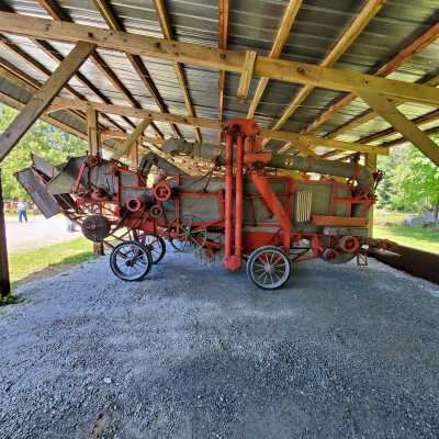 Threshing Machine - Red River Special